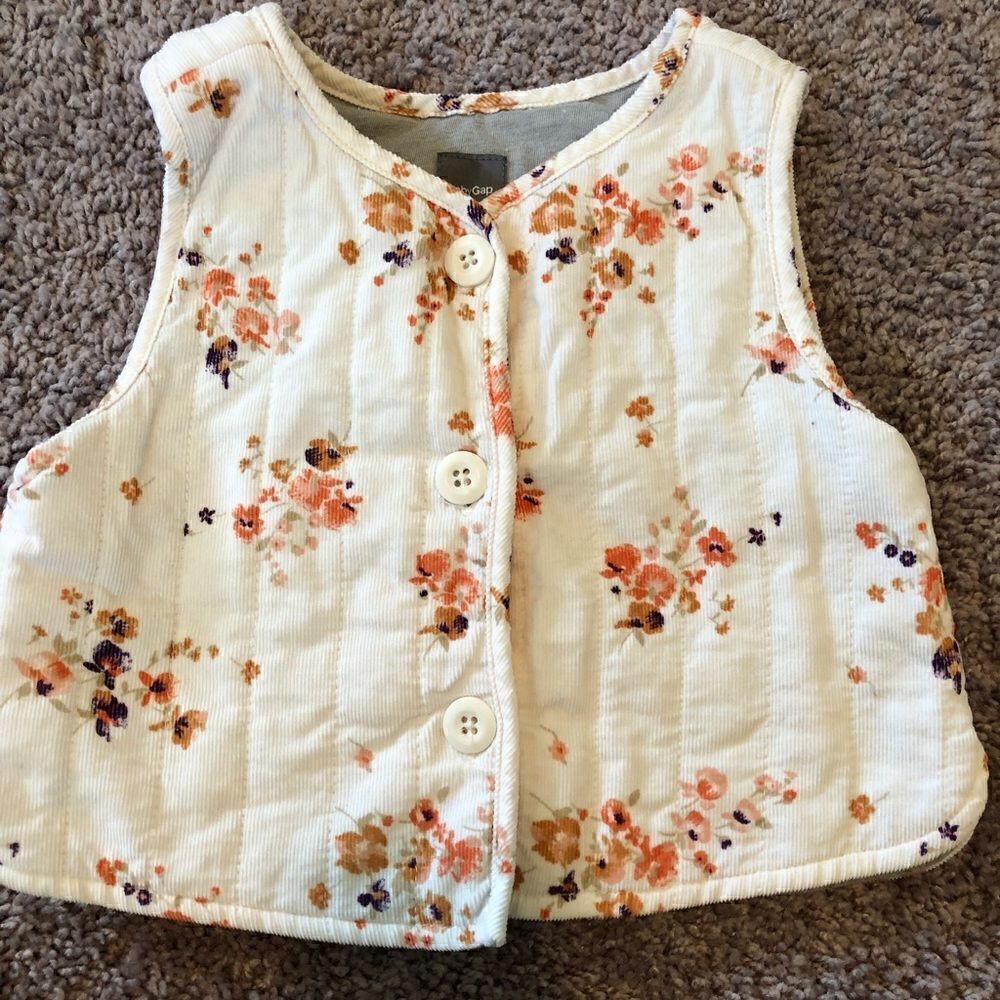 Baby Gap quilted corduroy vest 18-24mo EUC